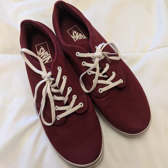 Women's Vans Sz 11 Burgundy Maroon GREAT CONDITION